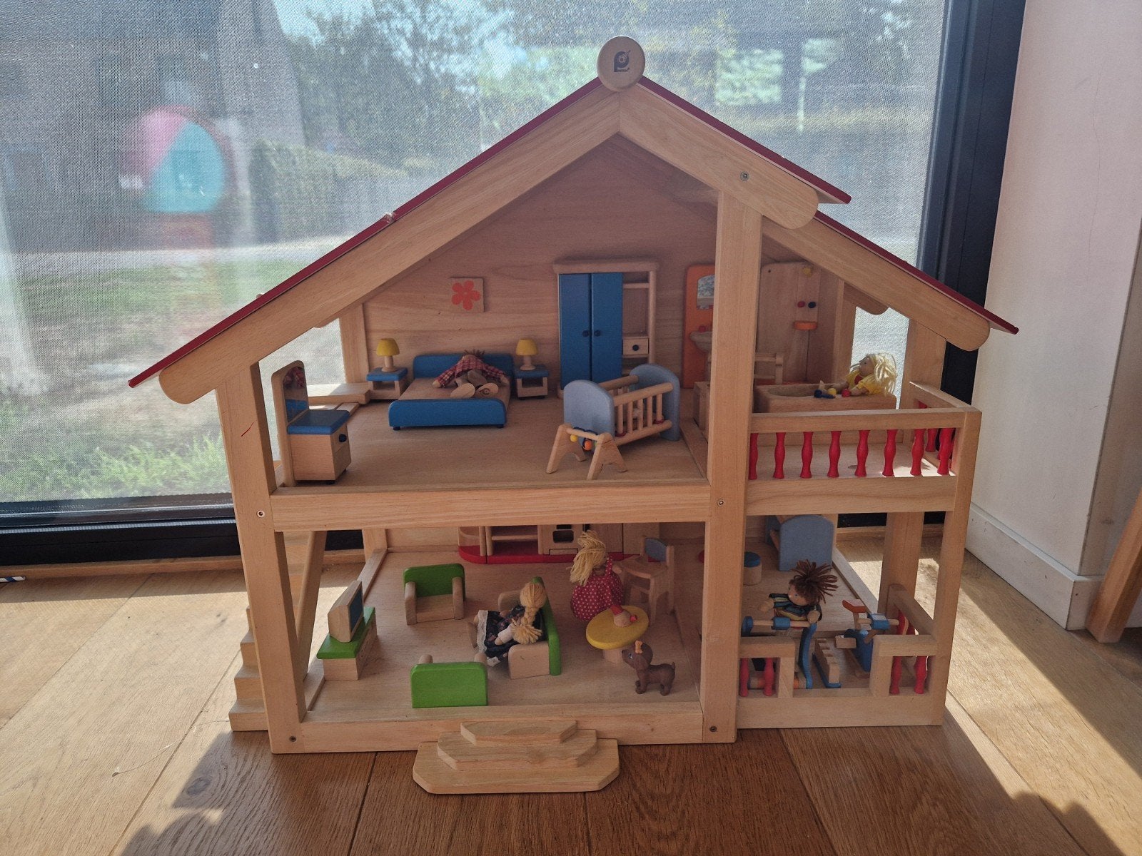 pintoy houten poppenhuis met toebehoren, Ophalen, Gebruikt, Poppenhuis