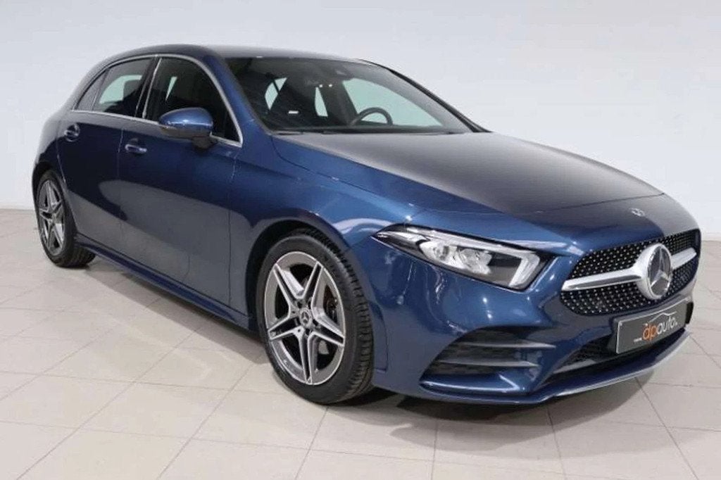 Mercedes-Benz A-CLASS 180 A 180 AMG Line (bj 2019), Auto's, Gebruikt, 4 cilinders, 18800 kg, https://public.car-pass.be/vhr/088dfc1a-4055-45d9-a4e3-0df2eeda68bb