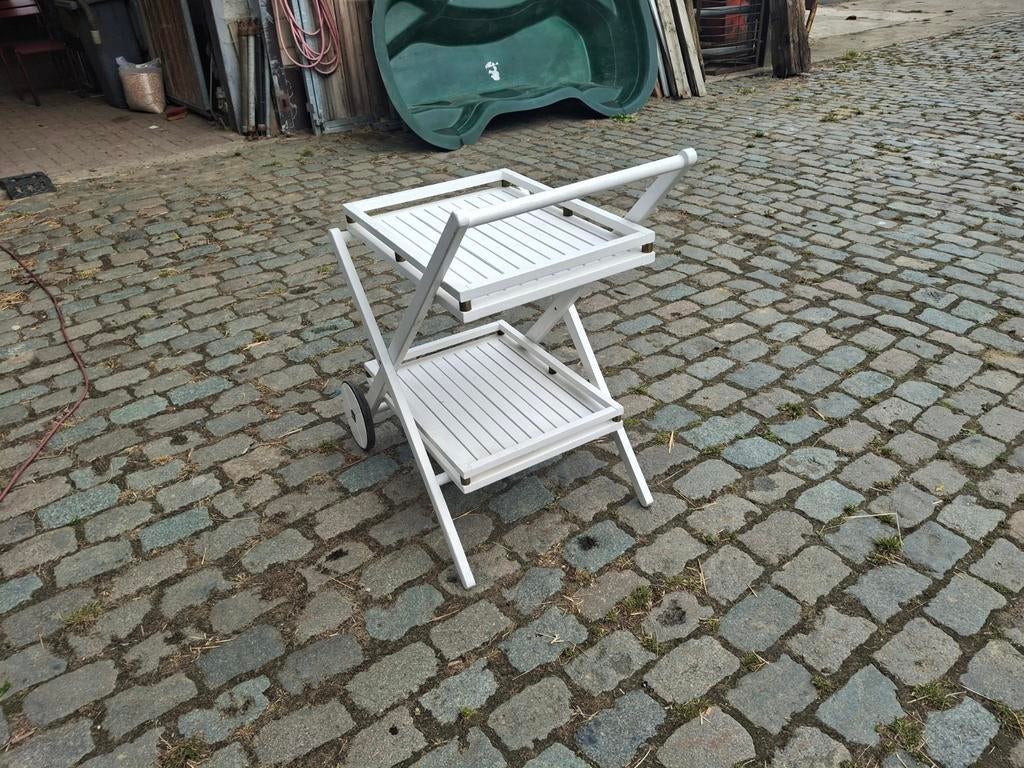 Opdien houten trolley, Ophalen