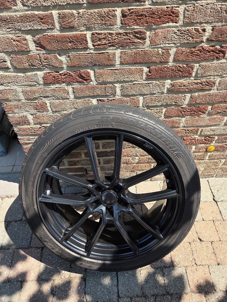Velgen aez 20 inch 5x 114.3, Auto-onderdelen, Banden en Velgen, Banden en Velgen, 235 mm, Gereviseerd, 20 inch