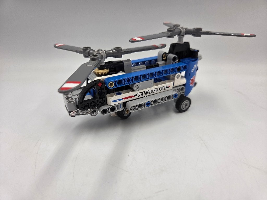 Hélicoptère à double rotor Lego Technic 42020, Enlèvement ou Envoi, Lego, Ensemble complet, Comme neuf