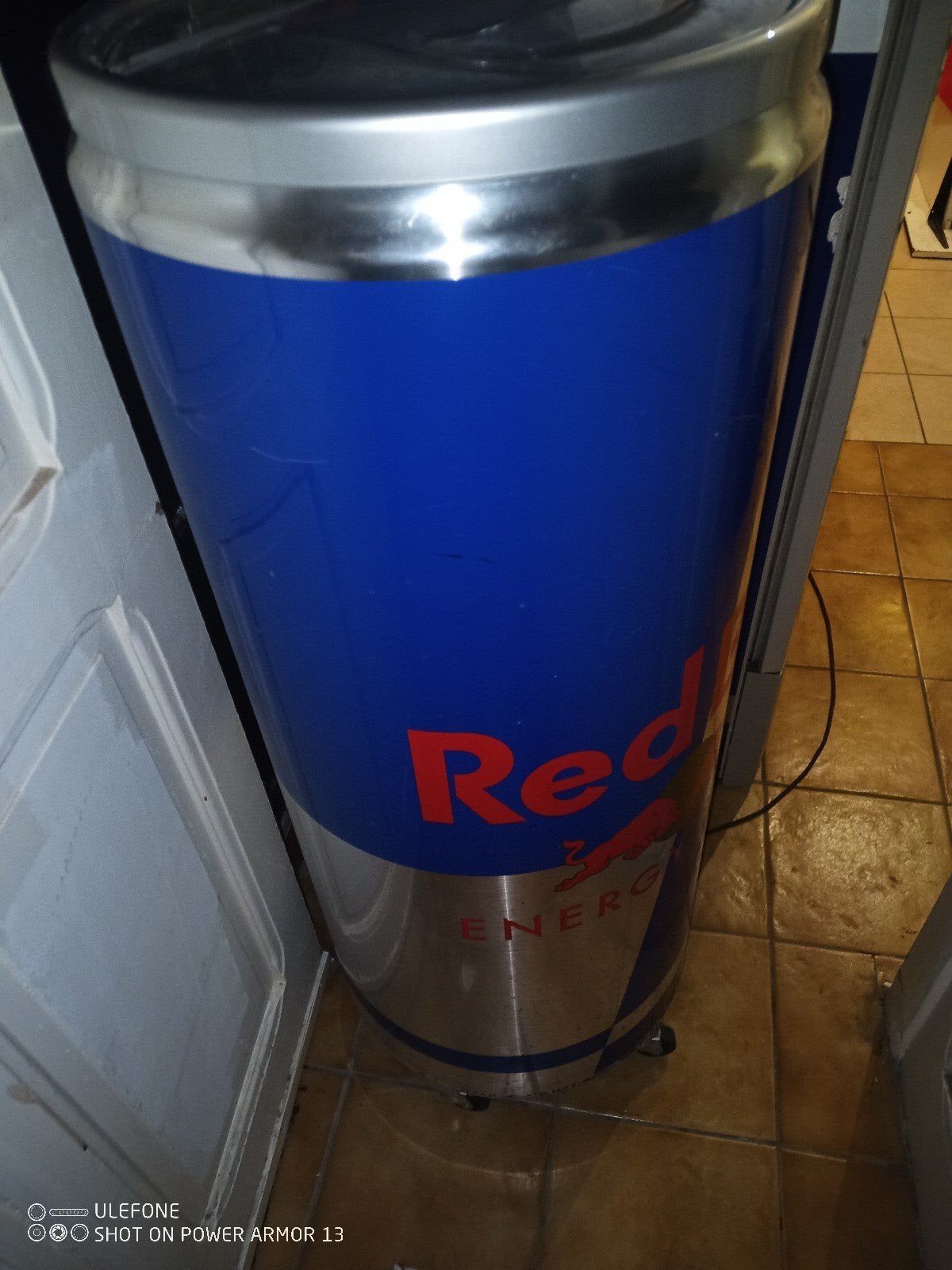 Redbull koelkast, Elektronische apparatuur, Koelkasten en IJskasten, Ophalen
