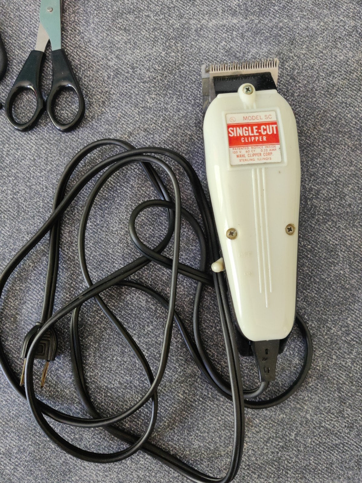Oude elektrische tondeuse wahl, Ophalen