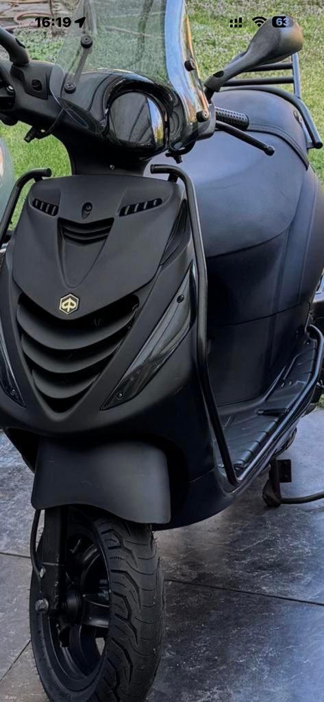 Zip 4tkt 2v A klasse, Ophalen, Zo goed als nieuw, Piaggio