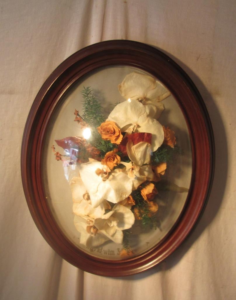 Beau cadre photo ovale en bois avec verre sphérique - 48x38, Enlèvement ou Envoi, Comme neuf