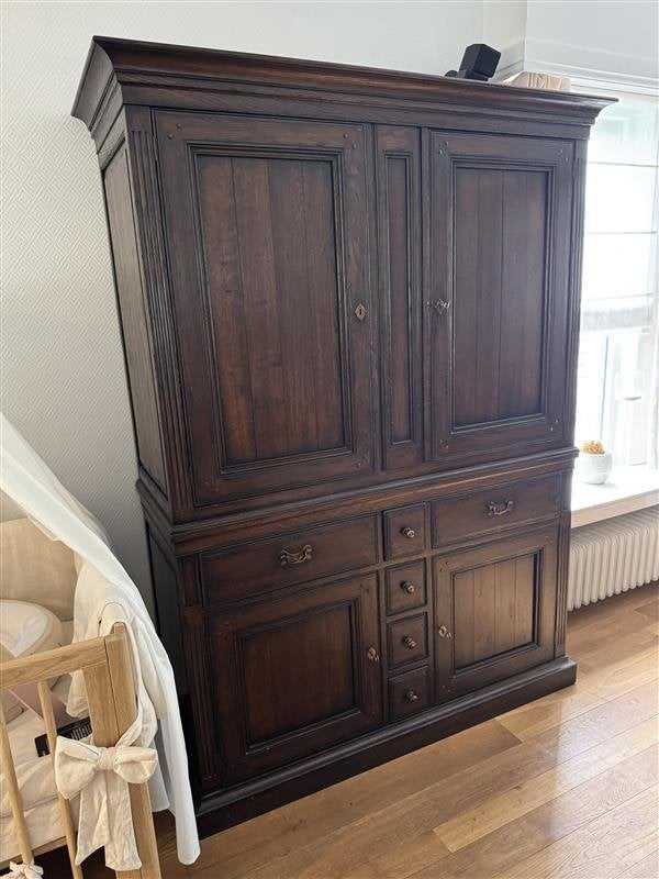 Grote massief eiken kast - Royal Antique Collection, Klassiej, Avec tablette(s), 100 à 150 cm, Enlèvement
