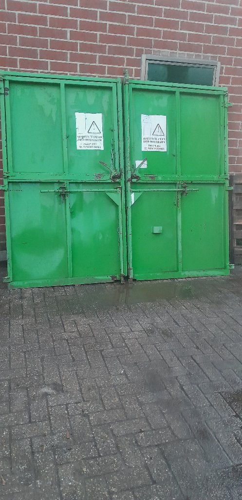 containerdeuren, Ophalen, Gebruikt