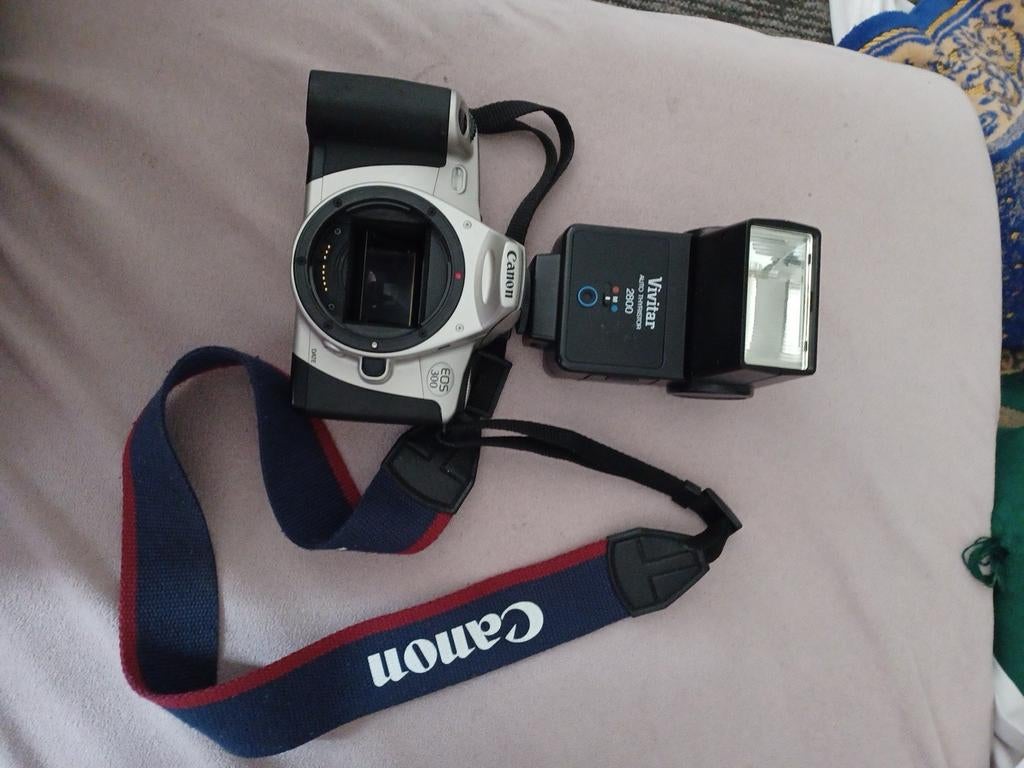 Canon EOS 300 analoge camera met flitser, Ophalen of Verzenden