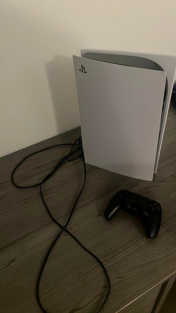 Ps5 met zwart controller, Games en Spelcomputers, Ophalen, Zo goed als nieuw, Playstation 5