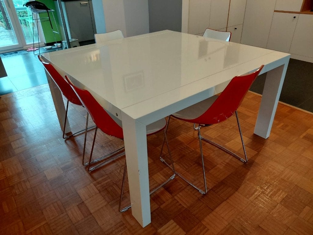 Table laquée carré extensible, 50 – 75, 150 à 200 cm, Carré, 100 à 150 cm