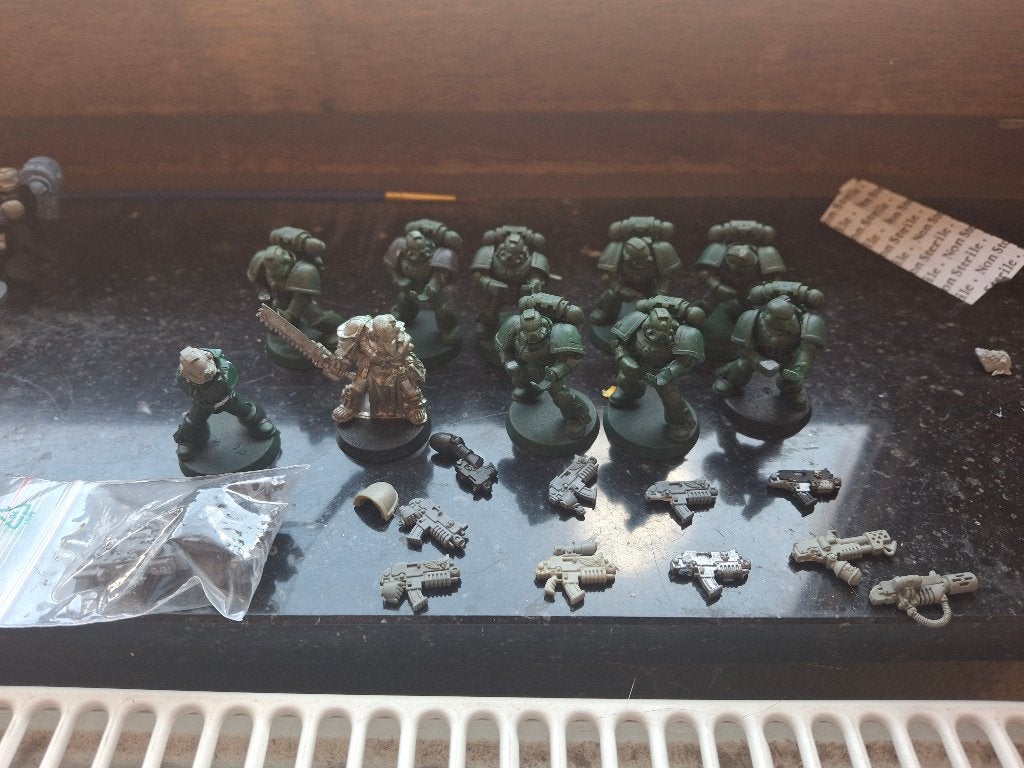 WH 40K marines, Met verf, Gebruikt, Figuurtje(s), Ophalen of Verzenden
