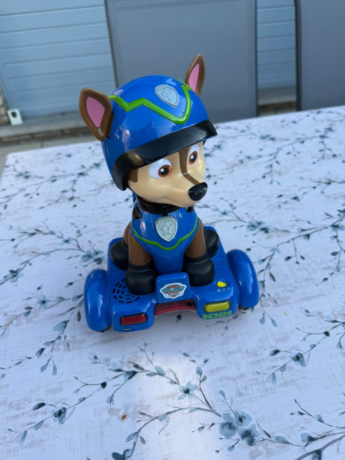 Zelfrijdende chase ( paw patrol), Kinderen en Baby's, Ophalen, Zo goed als nieuw