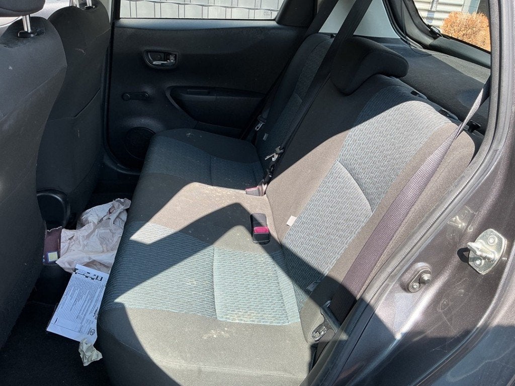 BANQUETTE ARRIÈRE Toyota Yaris III (P13) (01-2010/09-2020), Kundenbetreuung@toyota.de, Toyota, Utilisé, Toyota-Allee 2
50858  Köln, DE