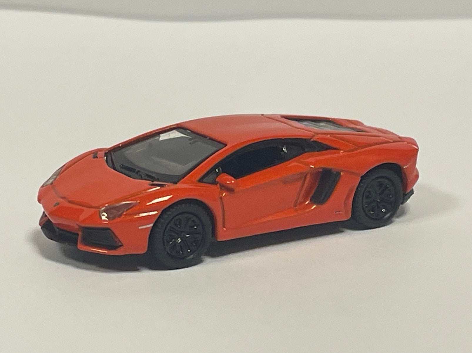 Welly LAMBORGHINI Aventador oranje 1/87, Enlèvement ou Envoi, Comme neuf, Voiture, Brekina
