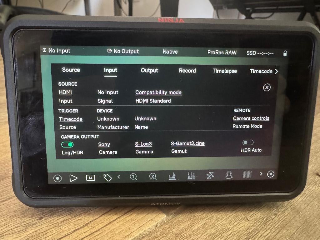 Atomos ninja V + mini ssd 2Tb angelbird, Enlèvement, Utilisé, Vidéo