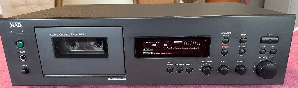 NAD 613 deck cassette K7 excellent état - 1997-2001, TV, Hi-fi & Vidéo, Enlèvement, Simple, Autres marques, Commandes tactiles