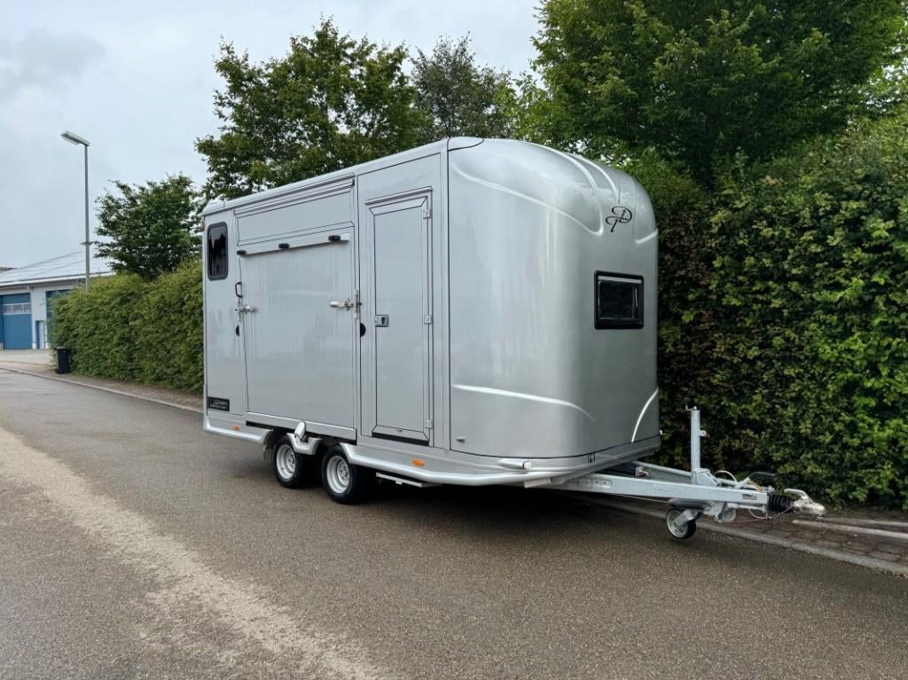 Paardentrailer Horsetrailer  Chevaux  Paardencamionette, Ophalen, Gebruikt, Polyester