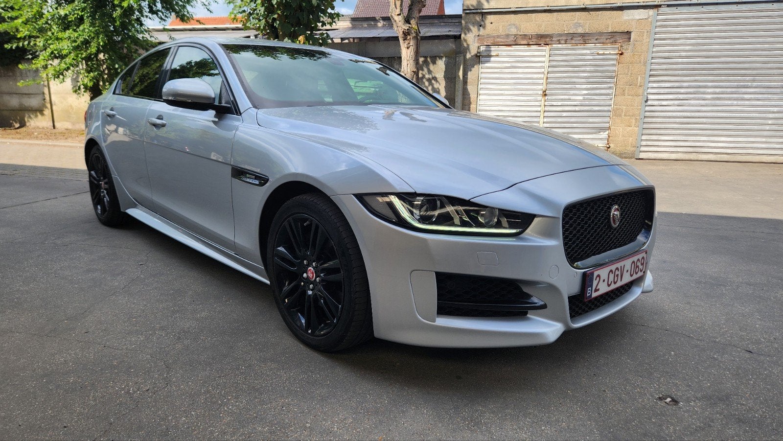 ❤️JAGUAR XE❤️2.0 D❤️R SPORT❤️2017❤ EURO6❤️ GEKEURD V.VERKOOP, Autos, Jaguar, Cuir, Argent ou Gris, Euro 6, Noir