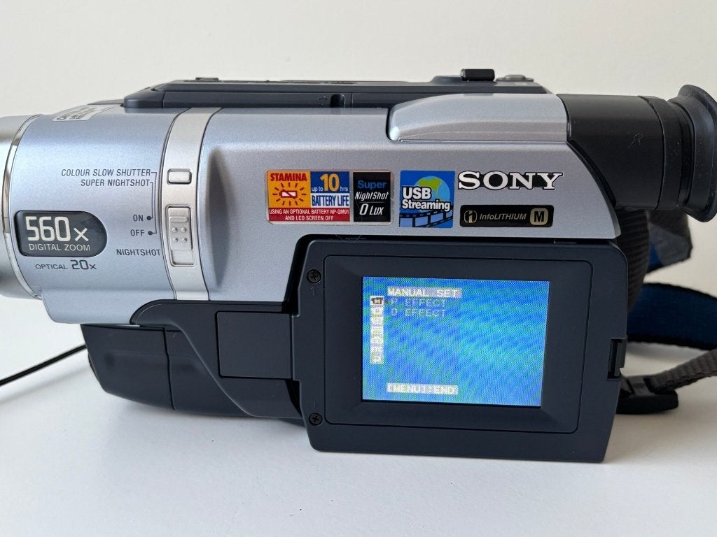 Digitale DCR TRV140E-camera van Sony Digital 8-model, Gebruikt, Compact, Ophalen of Verzenden, Sony