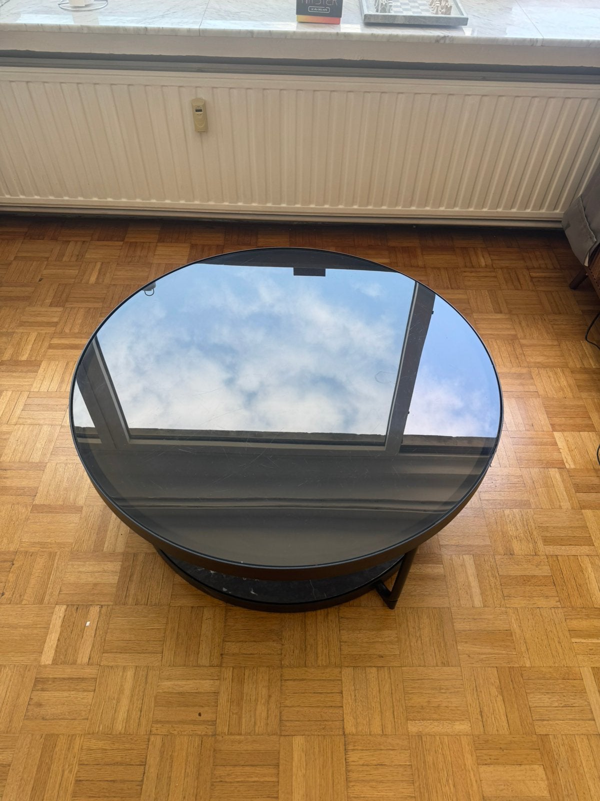 Table basse IKEA FRÖTORP – Anthracite marbré / Verre noir, Rond, Verre, Enlèvement, Utilisé