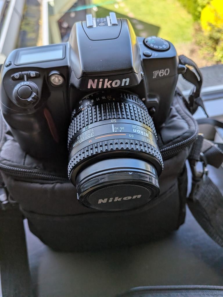 Nikon camera met lens, Enlèvement, Nikon