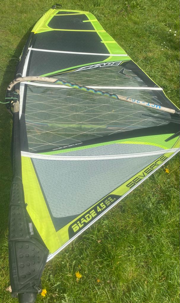 Severne 4.5 blade windsurfzeil, Watersport en Boten, Windsurfen, Ophalen, Zo goed als nieuw, Severne, Zeil