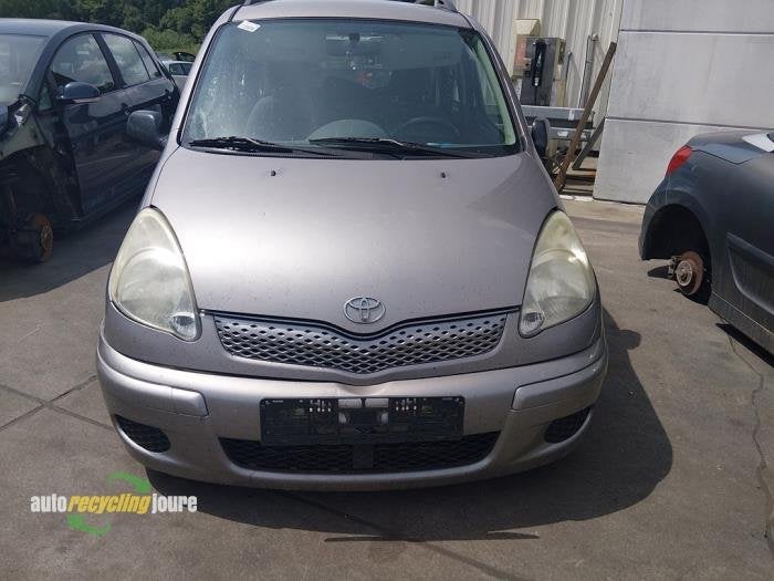 Voorbumper van een Toyota Yaris Verso (1D2), Gebruikt, -, -, Toyota