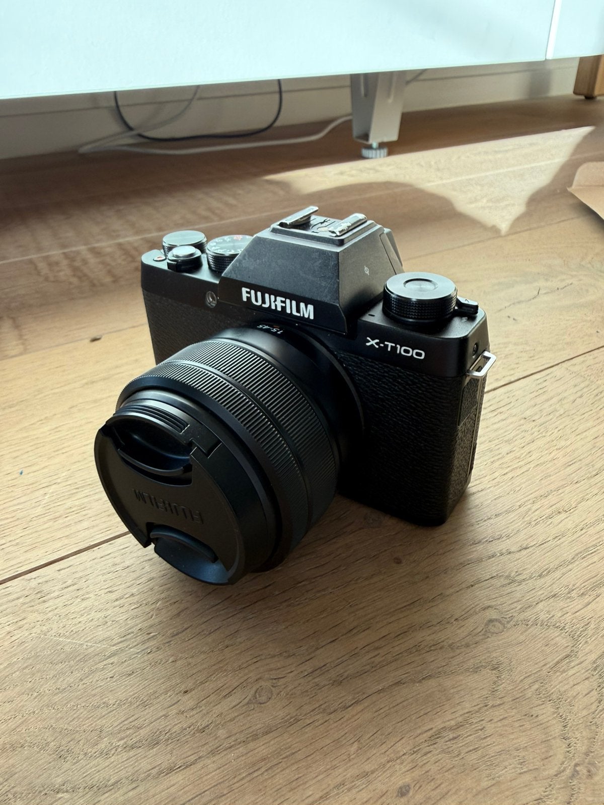 Fujifilm X-T100 + 15-45mm lens + accessoires + SD-kaart 64gb, Bluetooth, Ophalen of Verzenden, Zo goed als nieuw, Fujifilm