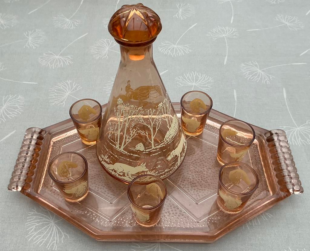 Art Deco Likeurset , Amberglas, Jacht/Ruiter thema, 8-delig, Antiek en Kunst, Antiek | Glaswerk en Kristal, Ophalen of Verzenden