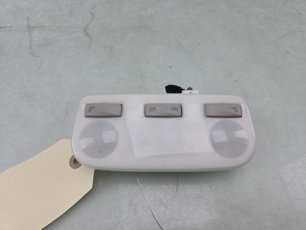 PLAFONNIER AVANT Captur (2R) (|739486822R|264300008R|), Renault, Utilisé, Peter-Huppertz-Straße 5
51063  Köln, DE, Dialog.deutschland@renault.de