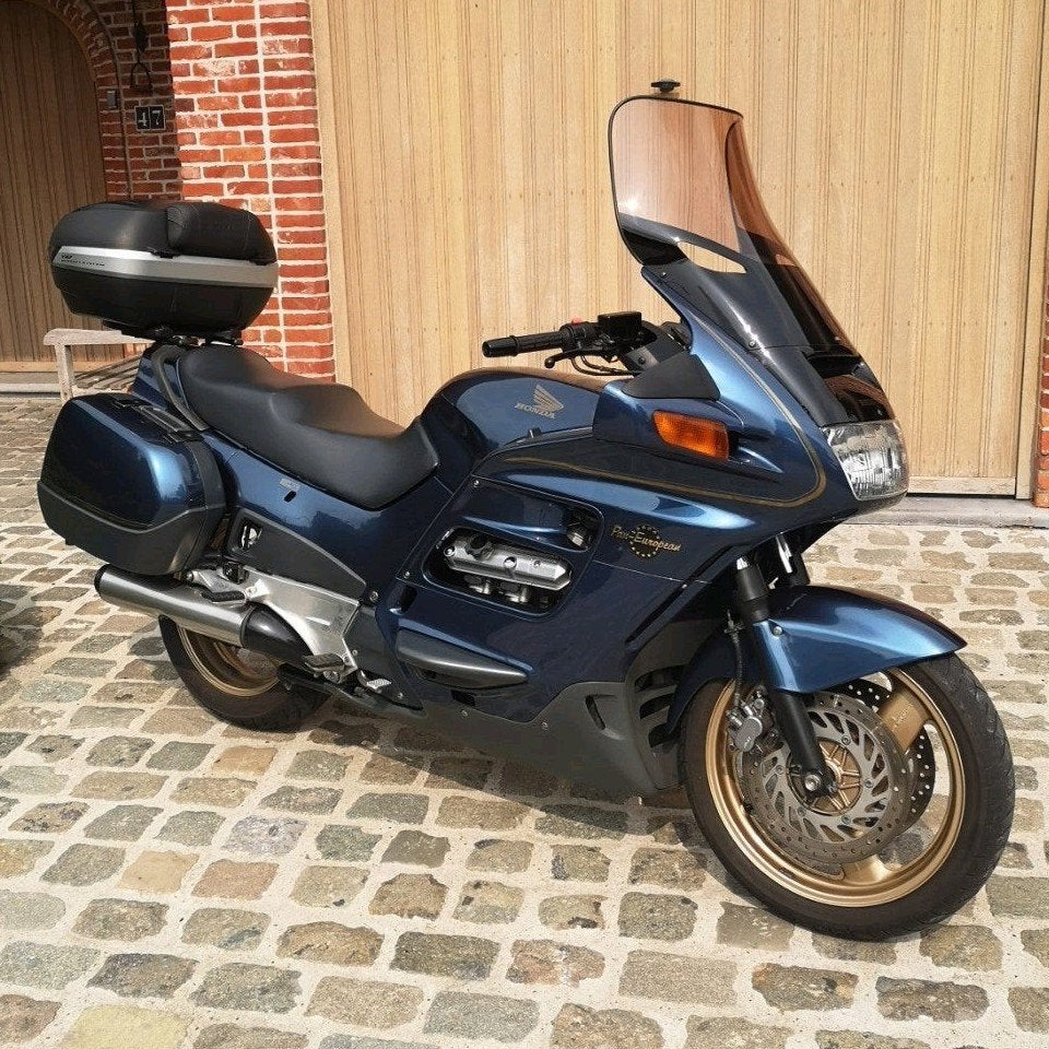 Heel mooie Honda Pan European 1100, Cardan-aandrijving, 4 cilinders, Particulier, Meer dan 35 kW