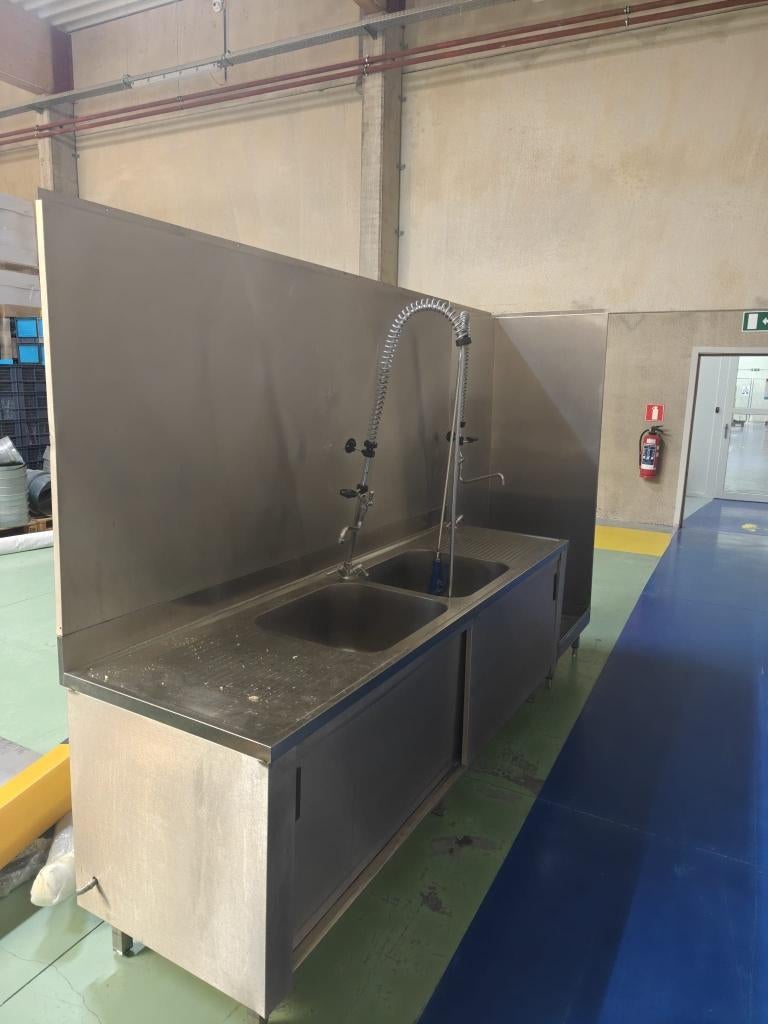 laverie / bloc hotte, Enlèvement