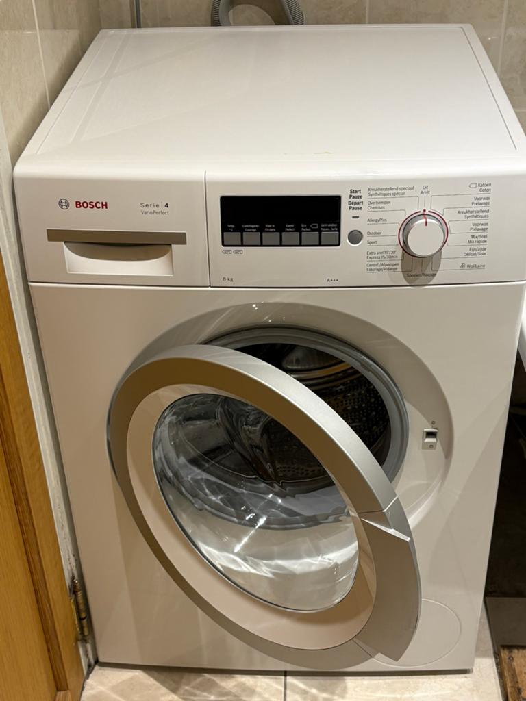 Lave linge Bosch 8kg A+++ en bon état, 1200 à 1600 tours, 6 à 8 kg, Programme lavage à la main, Enlèvement