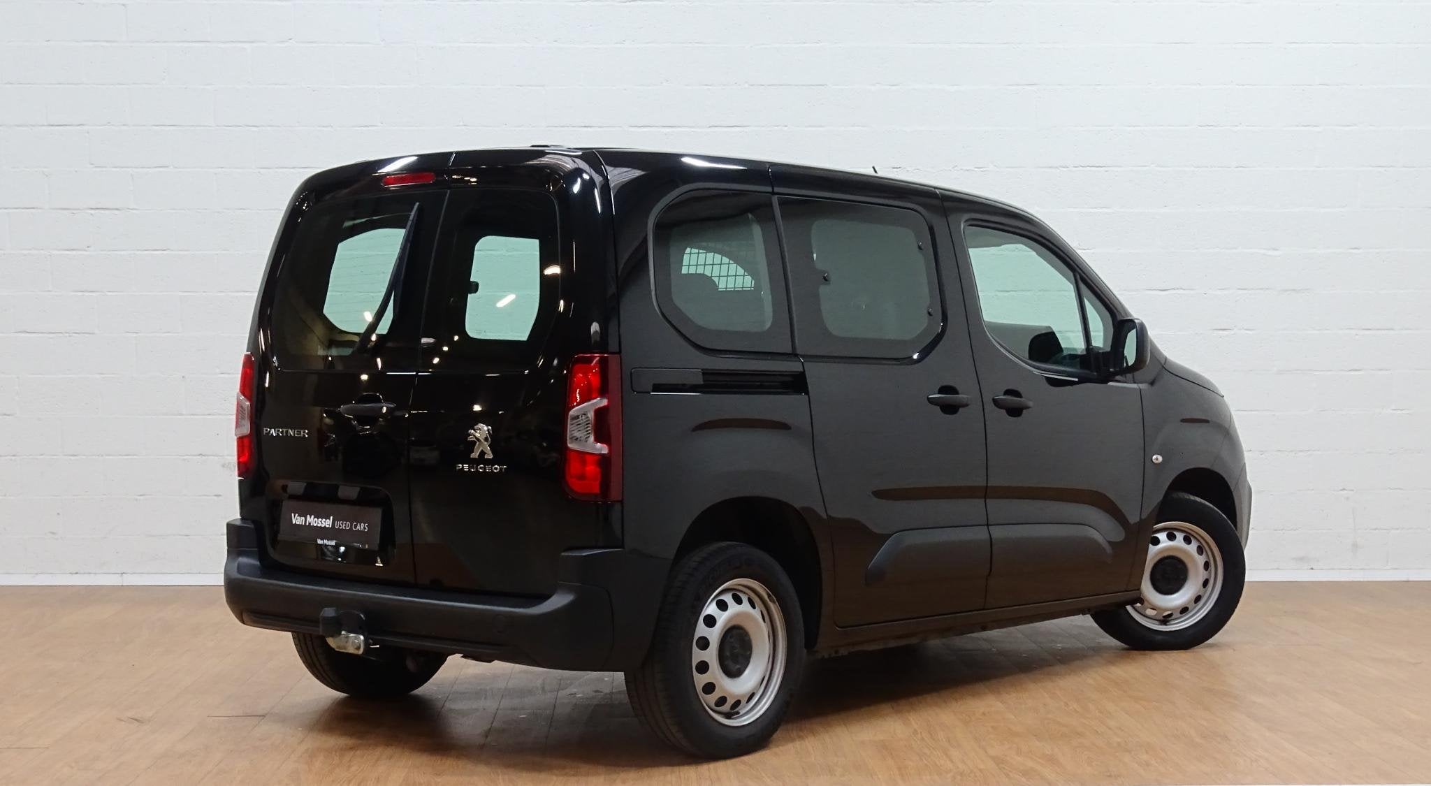 Peugeot Partner 1.2T L1 Automaat+gps, Achat, 4 portes, Entreprise, 2 places
