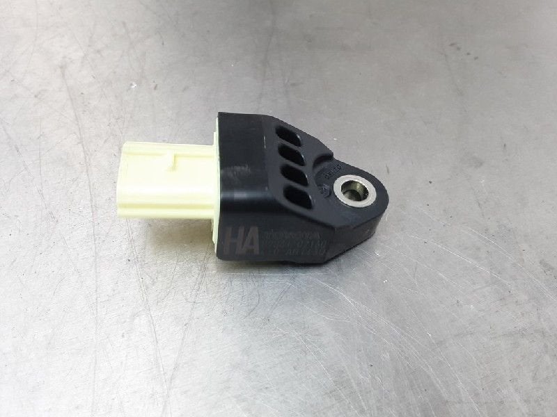 CAPTEUR AIRBAG Toyota Auris (E18) (|8983102160|), Utilisé, Toyota