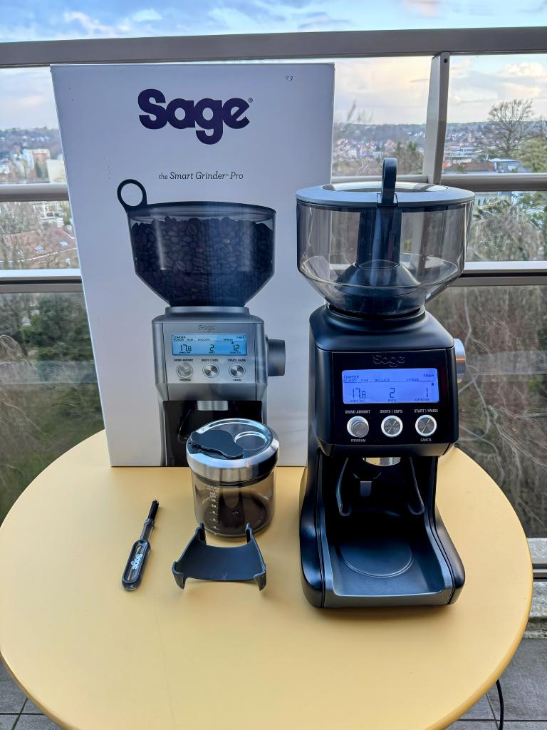 Sage Smart Grinder Pro - Noir - Impeccable (Complet + Boîte), Enlèvement ou Envoi, Comme neuf, Moulin à café, Sage