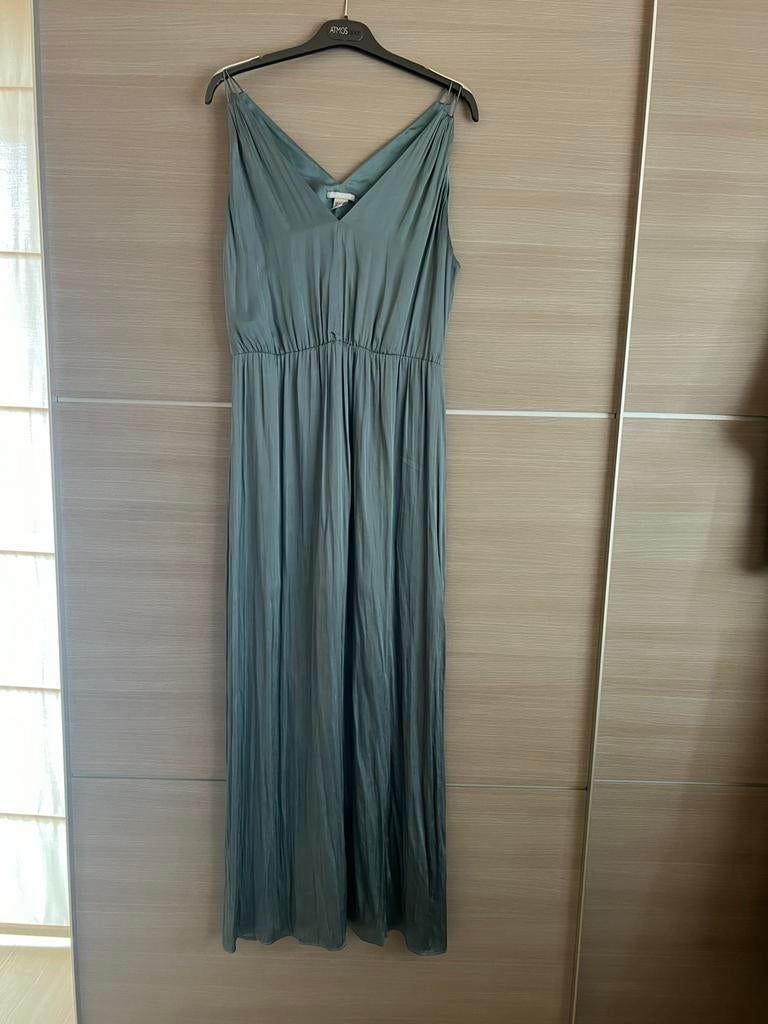 Lang satijnen kleed maat XL, Kleding | Dames, Ophalen of Verzenden, Gedragen