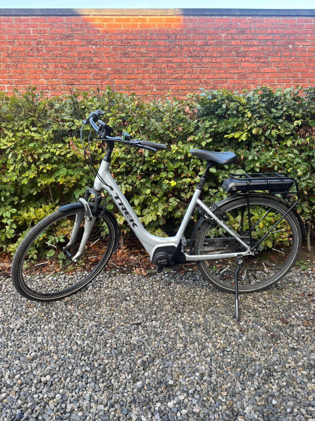 Elektrische fiets merk trek, Ophalen, Zo goed als nieuw