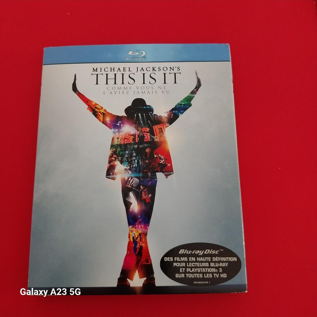 BLURAY Michael Jackson's - This is it, CD & DVD, Blu-ray, Enlèvement, Comme neuf, Musique et Concerts