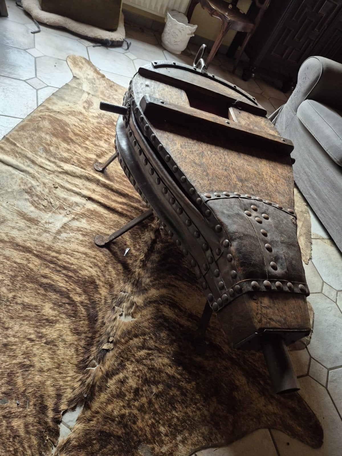 ancien soufflet de forge en bois et cuir, Enlèvement