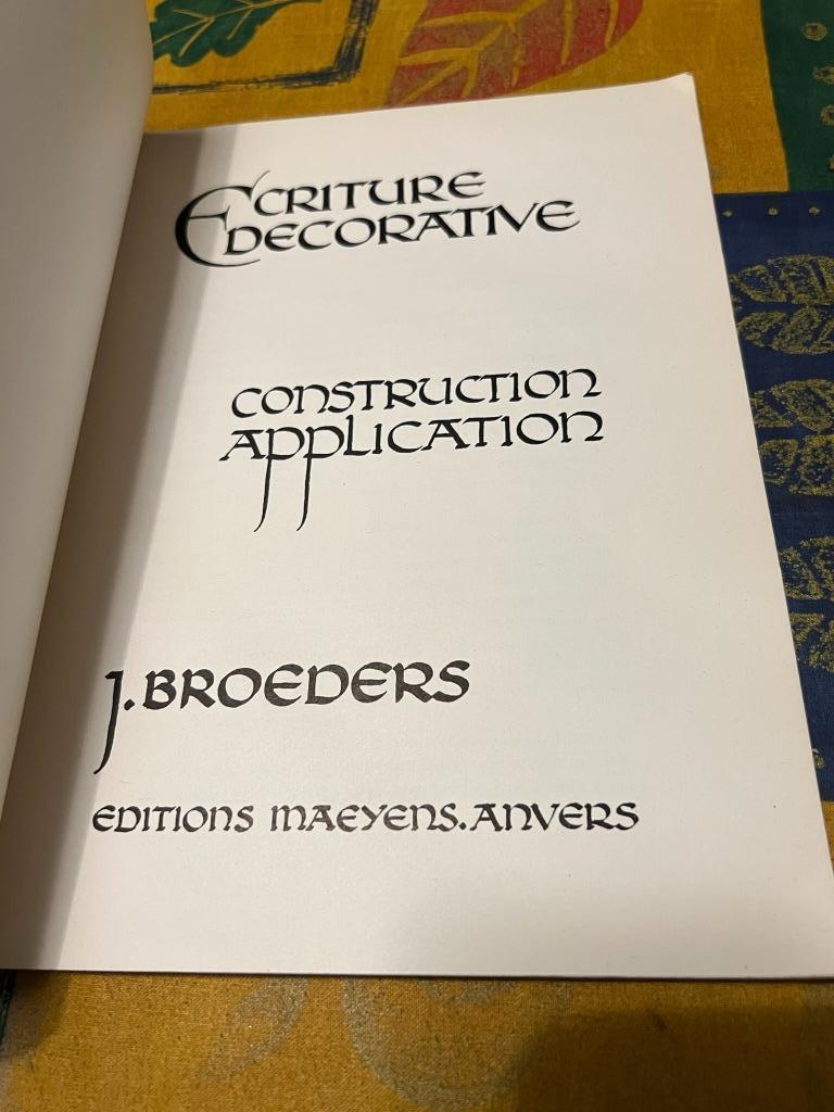 Ecriture decorative, construction application - J. Broeders, Enlèvement ou Envoi, Utilisé, Autres sujets/thèmes, J. Broeders