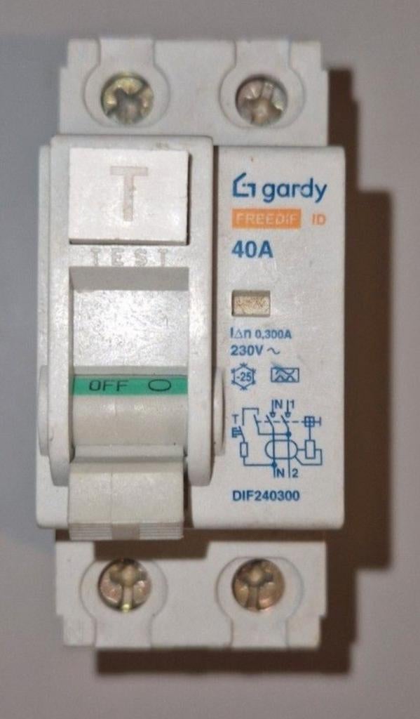 GARDY Verliesstroomschakelaar 2-polig 40A 300mA, Doe-het-zelf en Bouw, Ophalen, Zo goed als nieuw, Schakelaar