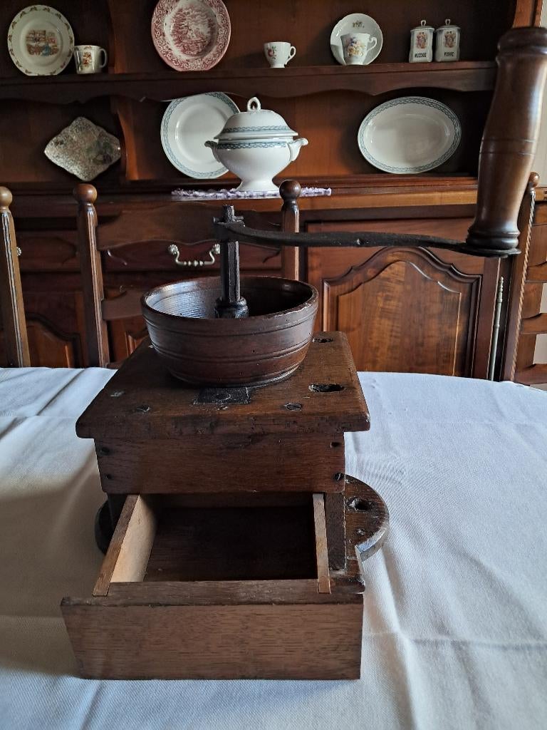 Ancien grand moulin à café début 19ème, Enlèvement