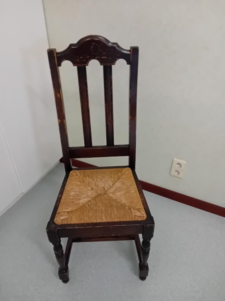 Stoelen, Ophalen