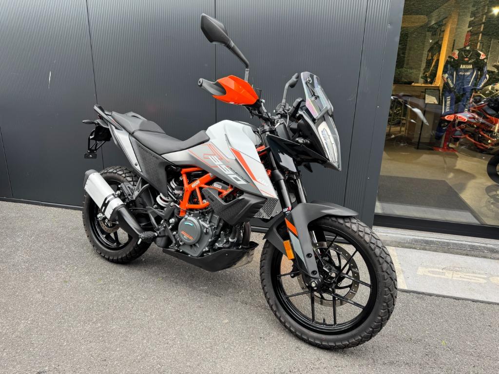 KTM - 390 Adventure, Motos, 390 cm³, Tourisme, Entreprise, Contrôle de traction
