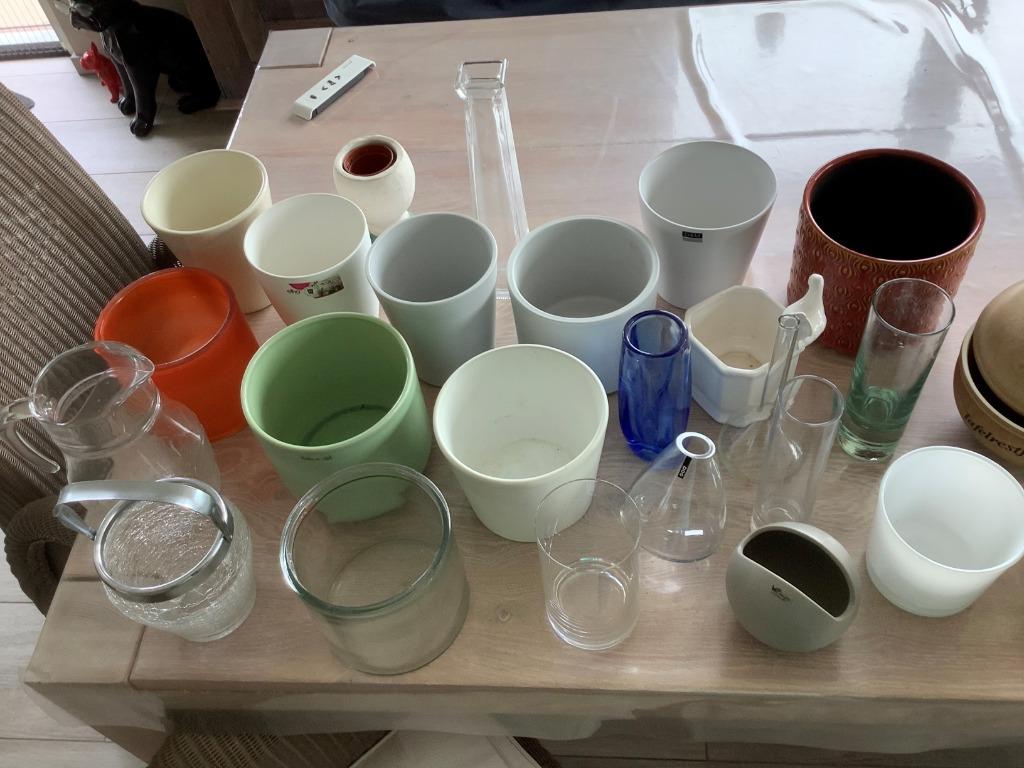 bloempotjes / cachepots / zeer veel…1€ stuk, Ophalen