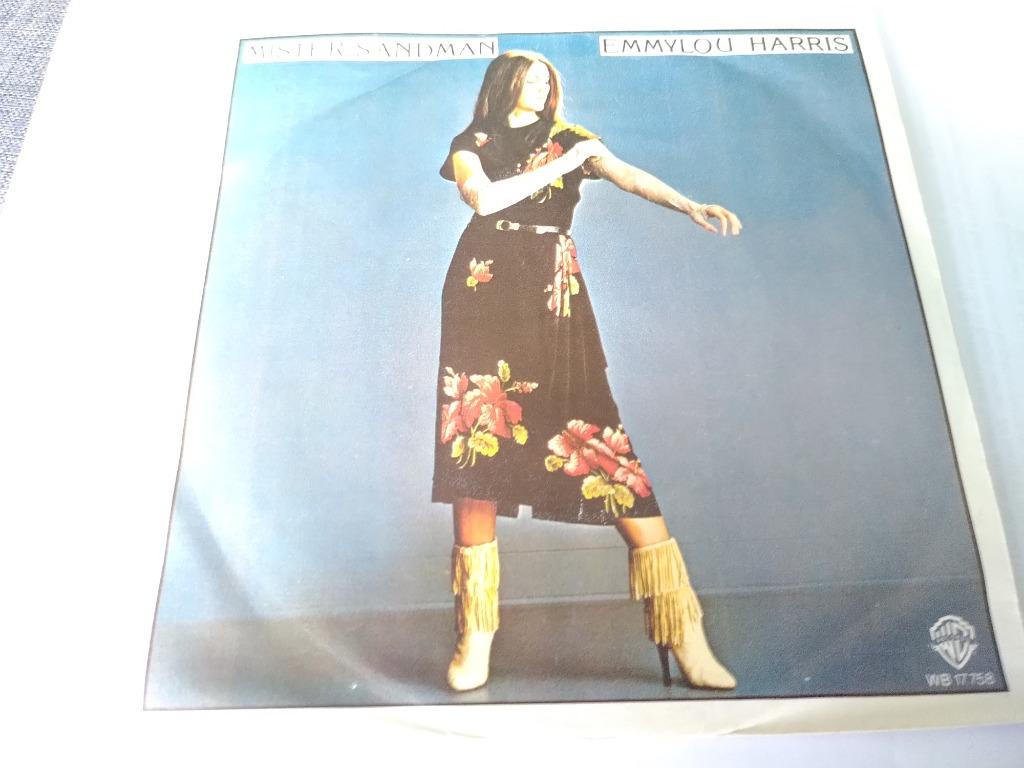 45T EMMYLOU  HARRIS --MISTER SANDMAN--, Enlèvement ou Envoi, Utilisé, Pop
