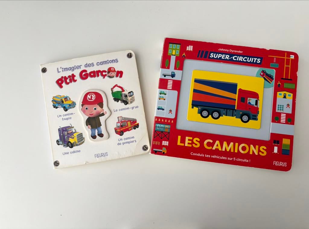 Set van 2 boeken over vrachtwagens, Boeken, Gelezen, Ophalen of Verzenden, Divers auteurs, 2 tot 3 jaar