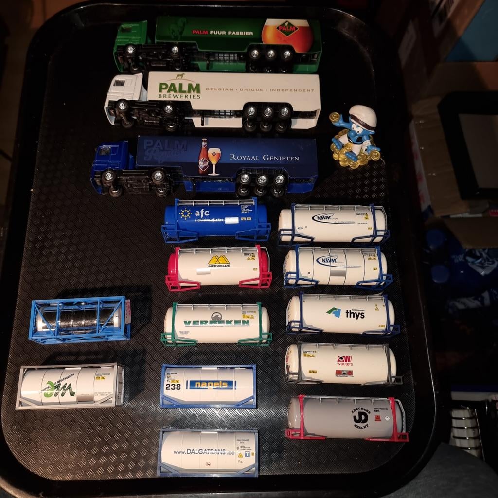 BELGISCHE CONHTAINERS 1:87-H0, Ophalen of Verzenden