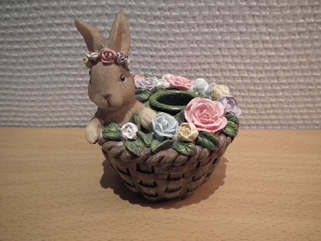 Villeroy & Boch kandelaar (konijn in mand) Hoogte: 9 cm., Diversen, Verzenden, Zo goed als nieuw